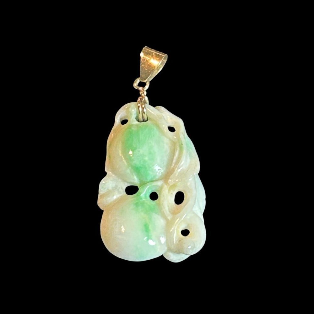 Chinese Vintage Hand Carved Jadeite Fruit Pendant Gold Bezel